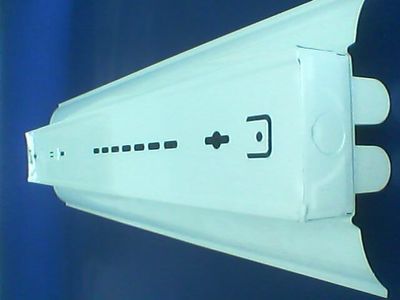 日光燈雙管支架與飛機頭支架 順業(yè)豐品牌在照明安裝中的應用